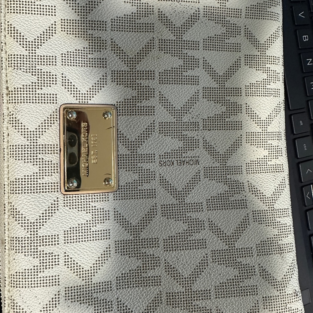 Michael Kors Tech Case